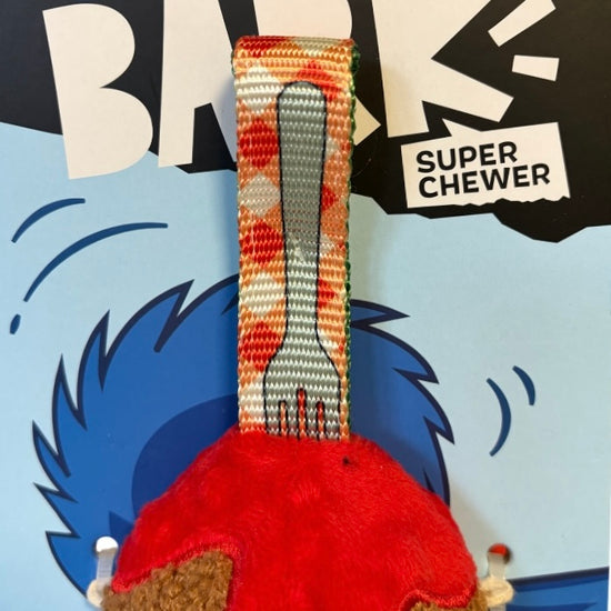 BARK Meat-a-Ball hondenspeeltje pluche gehaktbal met vork en ketchup detail